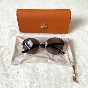TORY BURCH SUNGLASSES WITH CASE